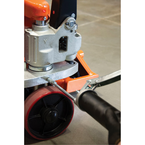 Heavy-Duty Lever Grease Gun, 14 oz Capacity Action Paper