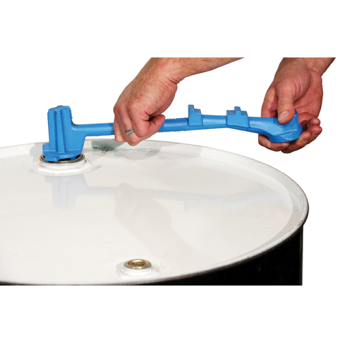 Cl&eacute;s universelles pour barils - Fonte ductile solide, Poign&eacute;e 15-1/2", Fonte ductile solide Action Paper