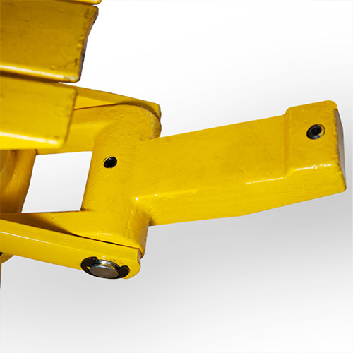 Pro Series Maxi Hydraulic Bead Breaker Action Paper