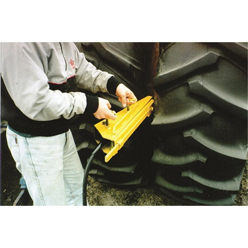 Pro Series Dual Agricultural Hydraulic Bead Breaker Action Paper
