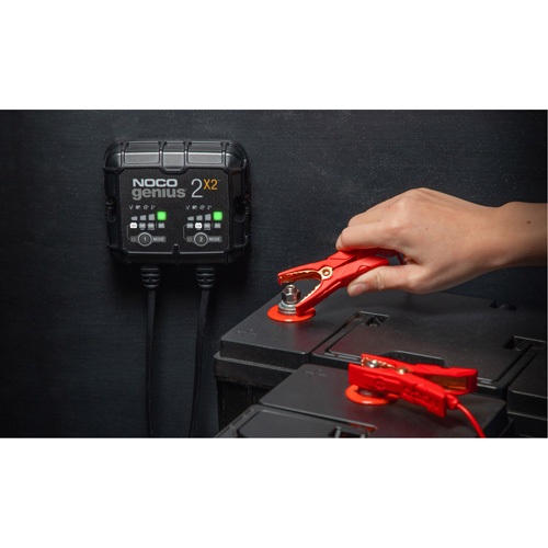 Chargeur de batterie 2 sorties de 4 A Genius 2X2 Action Paper
