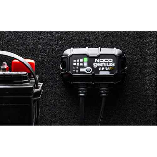 Chargeur de batterie embarqu&eacute; &agrave; 1 sortie de 5 amp&egrave;res Gen5X1 Genius Action Paper