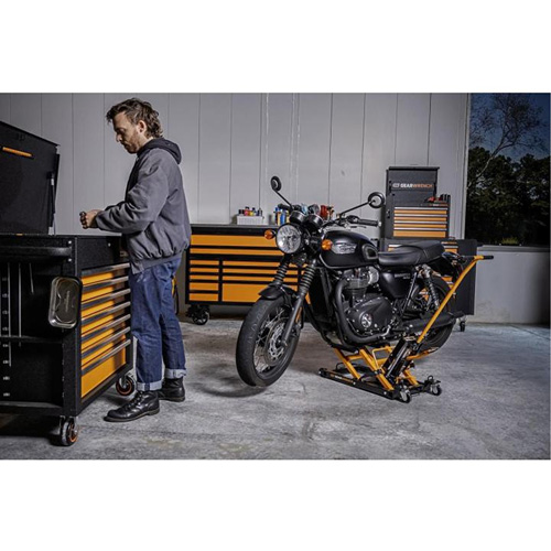 Cric pour VTT et motos, 0,75 tonnes Capacit&eacute;, 4-2/3" Abaiss&eacute;e, 14-1/2" &eacute;lev&eacute;e, Hydraulique &agrave; main Action Paper