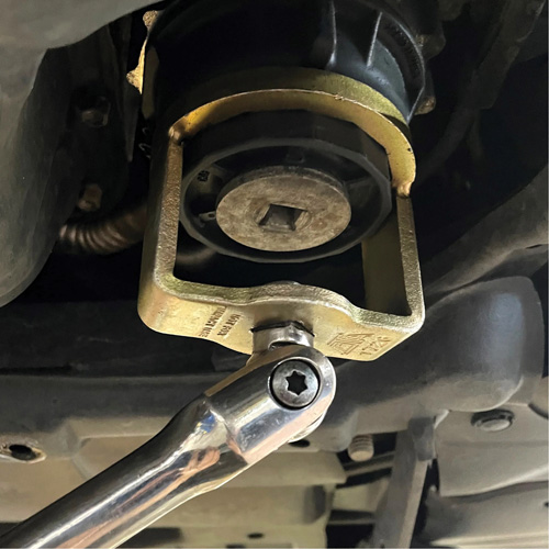 Toyota Oil Filter Wrench - 4, 6 & 8 Cylinder Action Paper