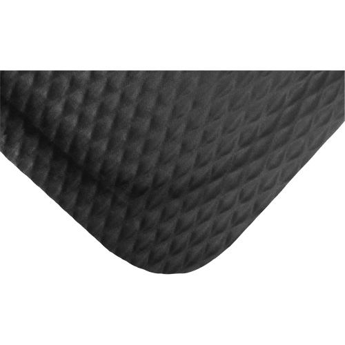Tapis Hog Heaven, Losange, 4-4/5' x 8' x 5/8", Noir, Nitrile Action Paper