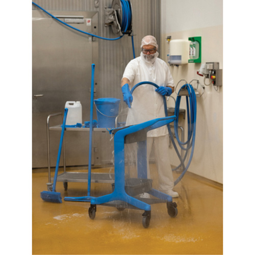 HyGo Mobile Cleaning Station Action Paper