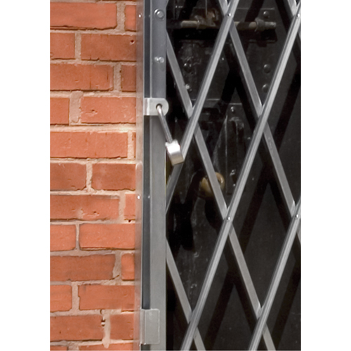 Barri&egrave;res de porte robustes, Simple, 4' lo x 5' 9" h d&eacute;ploy&eacute; Action Paper