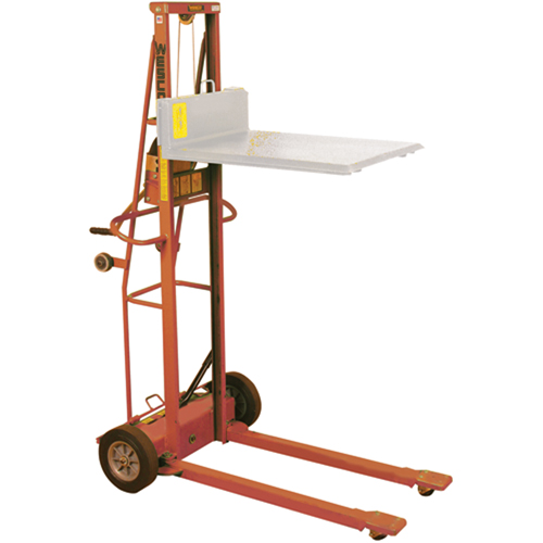 Chariot de levage Triple Truck, Capacit&eacute; 30 - 85 gal. US (25 - 70 gal. imp.) Action Paper