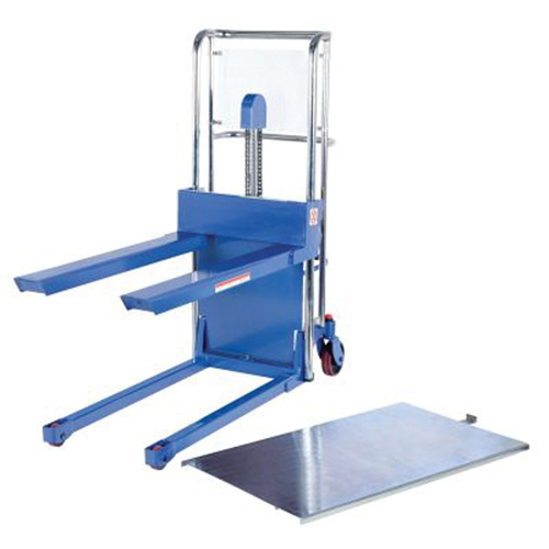 Gerbeur Hefti-Lift, M&eacute;canisme Pompe au pied, Capacit&eacute; de 400 lb, Levage max de 44" Action Paper