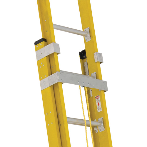 Industrial Heavy-Duty Extension Ladders (6200 Series), 375 lbs. Cap., 13' H, Grade 1AA Action Paper