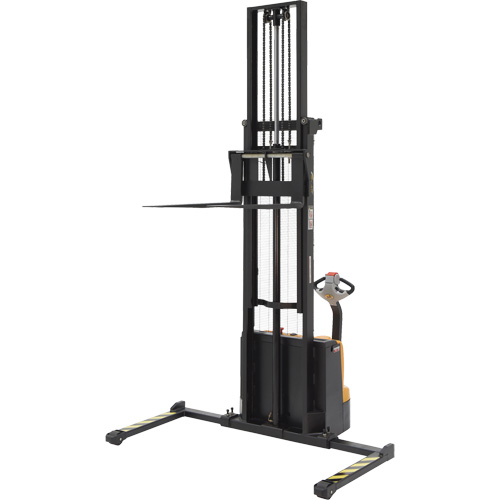 Gerbeur &agrave; m&acirc;t double, Fonctionnement &eacute;lectrique, Capacit&eacute; 2200 lb, Lev&eacute;e max 150" Action Paper