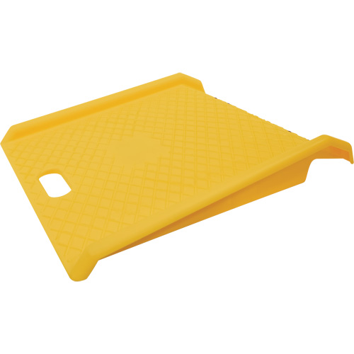 Rampe de trottoir portable en poly pour diable, Capacit&eacute; de 1000 lb, 27" la x 27" lo Action Paper