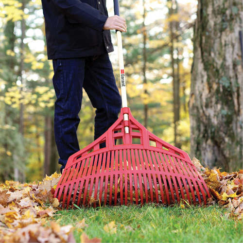 Leaf Rake, 24" Blade, Wood Handle, Plastic Blade Action Paper
