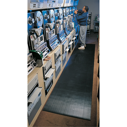 Tapis standard no 381, Ergonomique, 4' x 105' x 1/8", Noir Action Paper