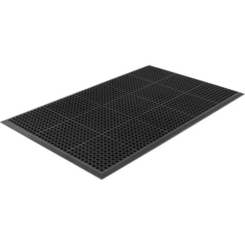 Competitor Series Mats, Slotted, 3' x 5' x 7/8", Black, Natural Rubber Action Paper