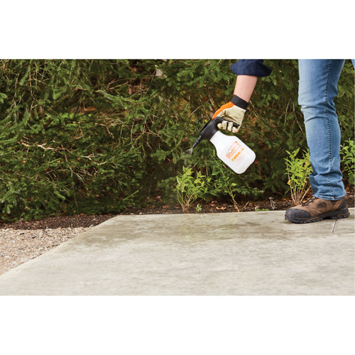 Industrial & Contractor Series Acetone Handheld Mister, 50 oz. (1.5L) Action Paper