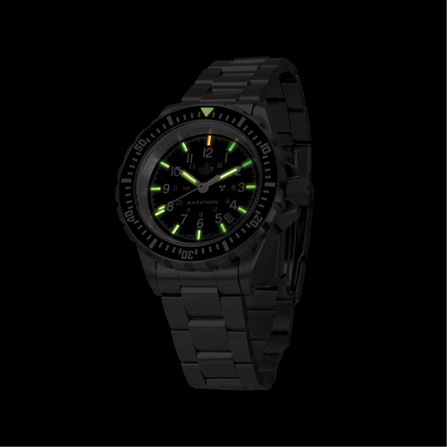 Grey Maple Large Diver's Automatic Watch with Stainless Steel Bracelet, Digital, Battery Operated, 41 mm, Silver Action Paper