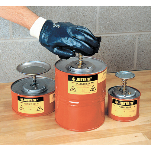 Plunger Cans, 1 pt. Capacity Action Paper