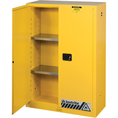 Armoires Sure-Grip EX pour produits inflammables, 45 gal., 2 Porte(s), 43" La x 65" h x 18" p Action Paper