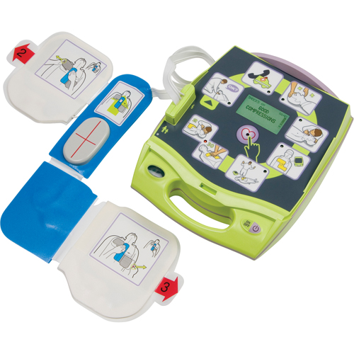 D&eacute;fibrillateur AED Plus, Semi-automatique, Anglais, Classe 4 Action Paper