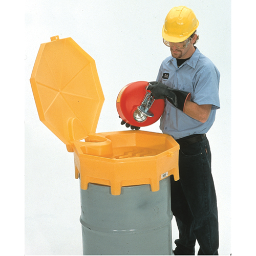 Entonnoir avec couvercle pour baril Global Ultra-Drum Funnel, 5 gal. Action Paper