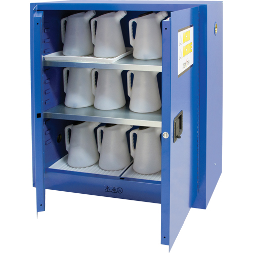 Armoire pour liquides corrosifs, 30 gal., 43" x 44" x 18" Action Paper