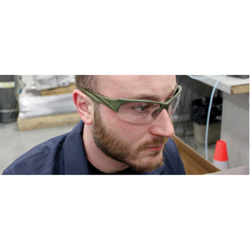 Lunettes de s&eacute;curit&eacute; s&eacute;rie Z2000, Lentille Transparent, Anti-&eacute;gratignures, R&eacute;pond ou surpasse la norme CSA Z94.3 Action Paper