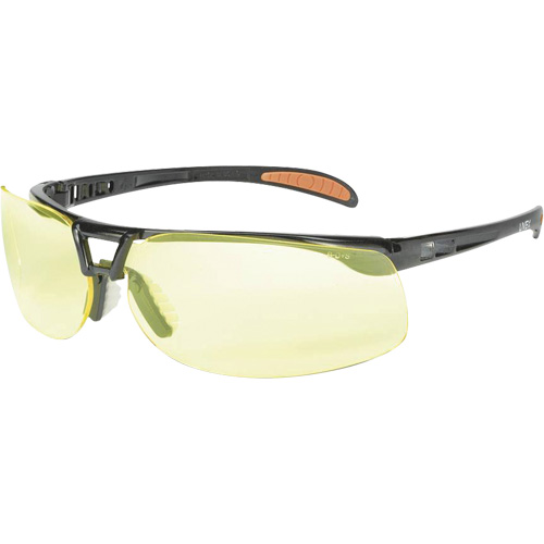Lunettes de s&eacute;curit&eacute; Prot&eacute;g&eacute; avec lentilles HydroShield, Lentille Ambr&eacute;e, Antibu&eacute;e/Anti-&eacute;gratignures, ANSI Z87+ Action Paper