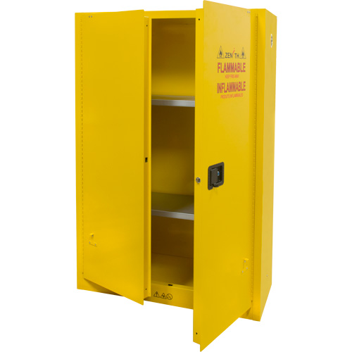 Armoire pour produits inflammables, 45 gal., 2 Porte(s), 43" La x 65" h x 18" p Action Paper
