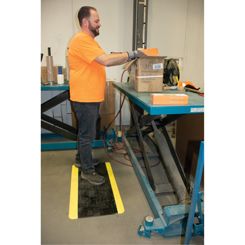 Anti-Fatigue Matting, Diamond, 1-2/3' x 3-1/4' x 3/4", Black/Yellow, Polyurethane Action Paper