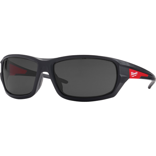 Lunettes de s&eacute;curit&eacute; performantes, Lentille Gris, Antibu&eacute;e/Anti-&eacute;gratignures, ANSI Z87+/R&eacute;pond ou surpasse la norme CSA Z94.3 Action Paper