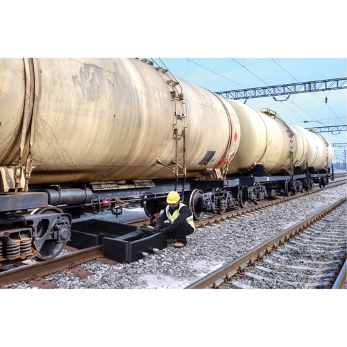 Ultra-Track Berm, 144 US gal. Capacity, 4' W x 6' L x 12" H, Foam Wall Action Paper