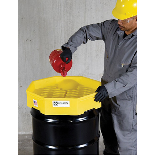 Bung Access Ultra-Drum Funnel&reg; with Spout Action Paper