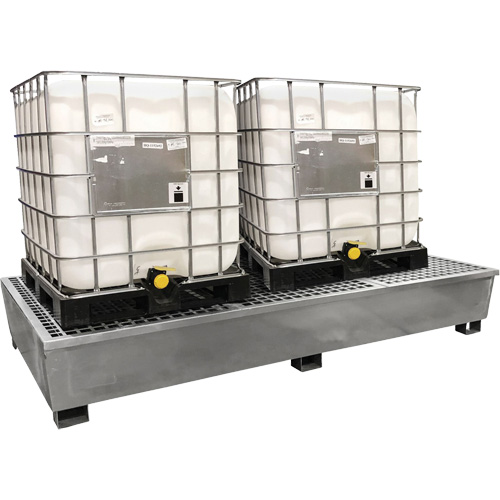 Ultra-Twin IBC Spill Pallet en acier, Capacit&eacute; de d&eacute;versement 370 gal. US, 103,8" x 26,8" x 51,1" Action Paper