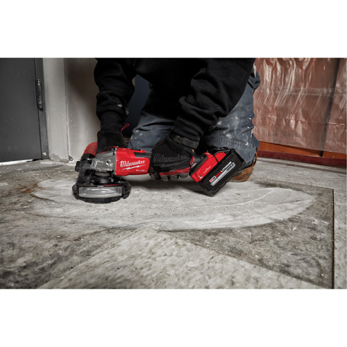 Meuleuse &agrave; frein avec interrupteur &agrave; glissi&egrave;re One-Key M18 Fuel (outil seulement), Roue de 4-1/2" ou 5", 18 V Action Paper