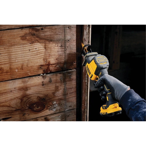Scie alternative sans fil Max* (outil seulement), 12 V, Lithium-ion Bloc-pile, 0-2800 coups/min Action Paper