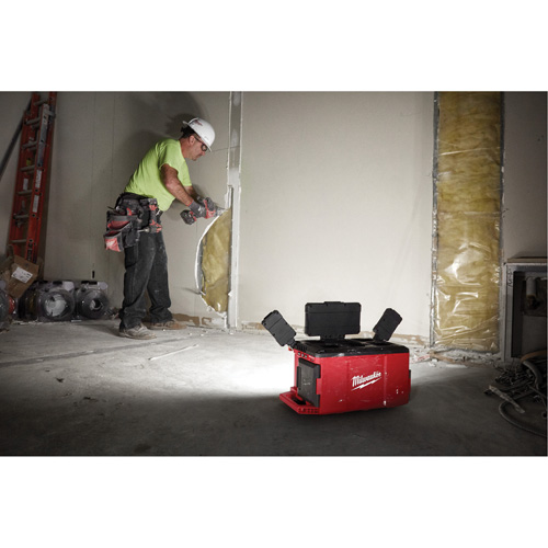 M18 Packout Light/Charger, LED, 3000 Lumens Action Paper