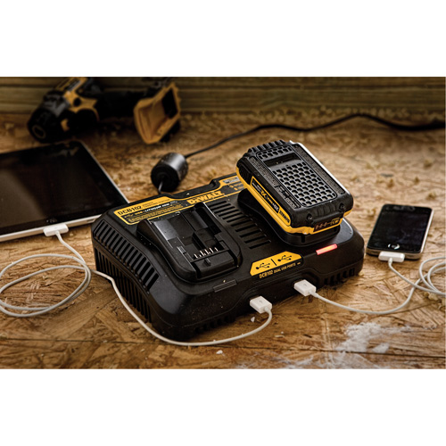 Max Jobsite Charging Station, 12 V/20 V, Lithium-Ion Action Paper