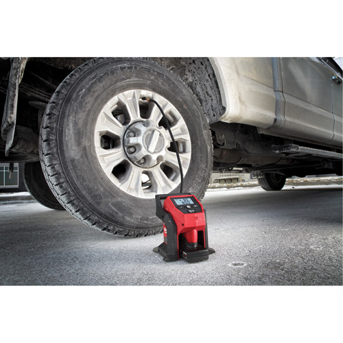 M12 Compact Inflator Kit Action Paper