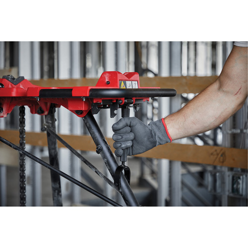 6” Leveling Tripod Chain Vise Action Paper