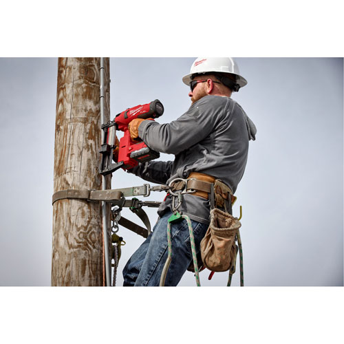 Ensemble agrafeuse pour cl&ocirc;ture utilitaire M18 Fuel, Agrafes 2"/1-1/2"/1-3/4" Action Paper