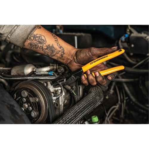 PITBULL Dipped Handle Lineman's Pliers Action Paper