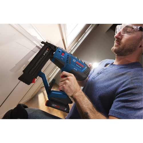 Brushless 18-Gauge Brad Nailer Kit with Standard Power Battery, 18 V, Lithium-Ion Action Paper