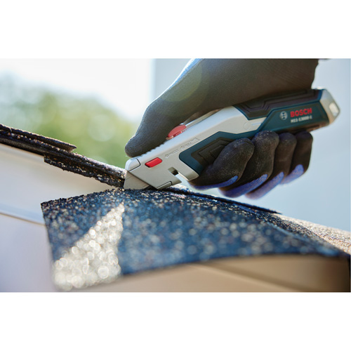 Retractable Utility Knife Action Paper