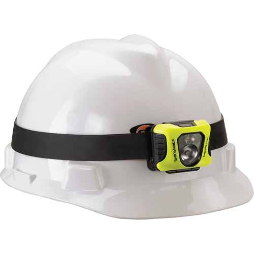 Lampe de poche multifonction Enduro, DEL, 200 lumens, 6 hres de fonctionnement, piles AAA Action Paper