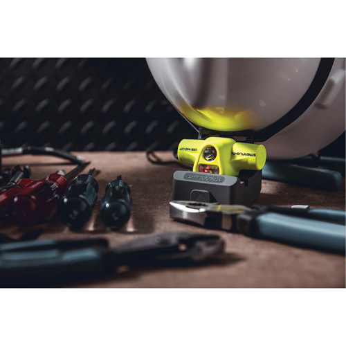 Lampe frontale &agrave; s&eacute;curit&eacute; intrins&egrave;que HAZ-LO USB, DEL, 250 lumens, 7 hres de fonctionnement, piles Rechargeable Action Paper