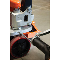 Heavy-Duty Lever Grease Gun, 14 oz Capacity Action Paper