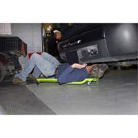 Sommier vert n&eacute;on &agrave; profil bas, en plastique robuste Action Paper