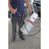 Air-Operated Gear Lube Grease Pump Action Paper