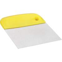 Coupe-p&acirc;te flexible en acier inoxydable, Jaune, 4-1/2" la x 5-3/4" lo Action Paper
